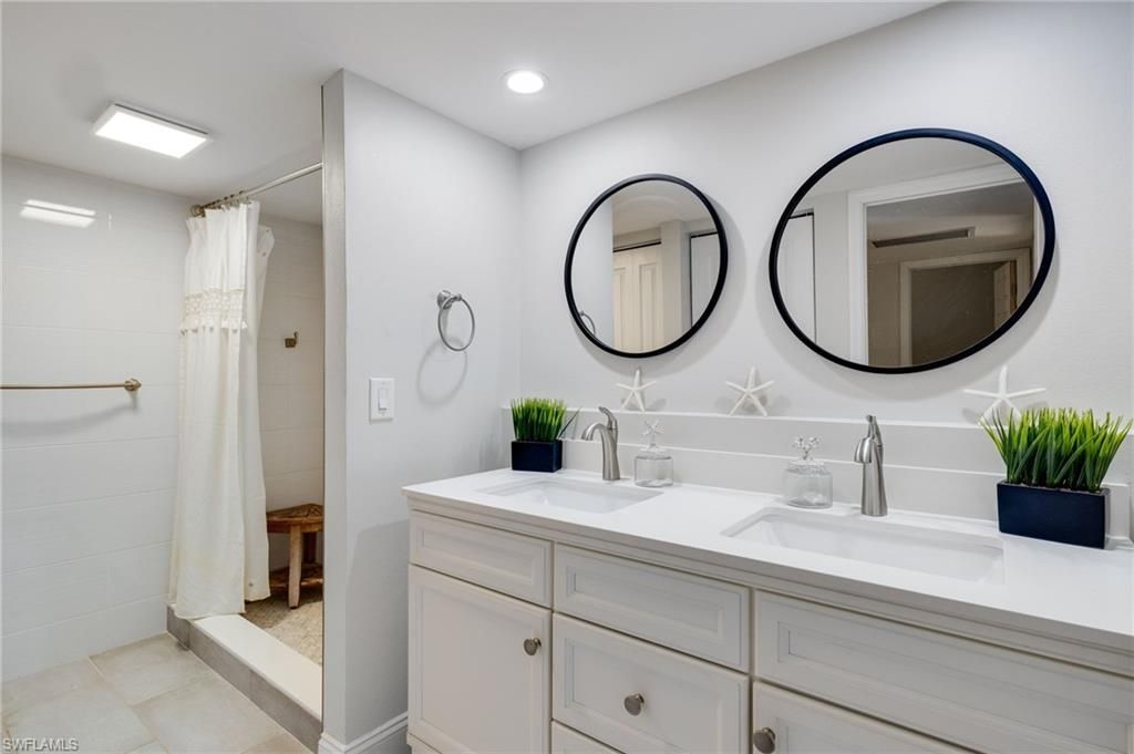4039 Sandlewood Ln, Unit 4, Fort Myers, FL 33907 Photo