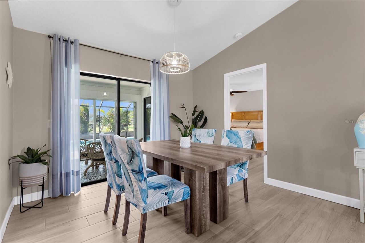 254 Mark Twain Lane , Rotonda West, FL 33947 Photo