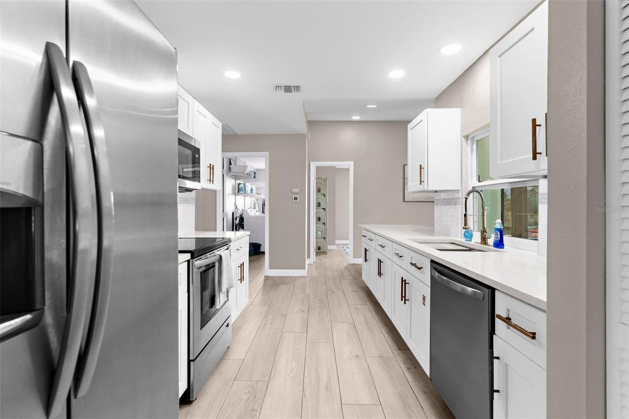 254 Mark Twain Lane , Rotonda West, FL 33947 Photo