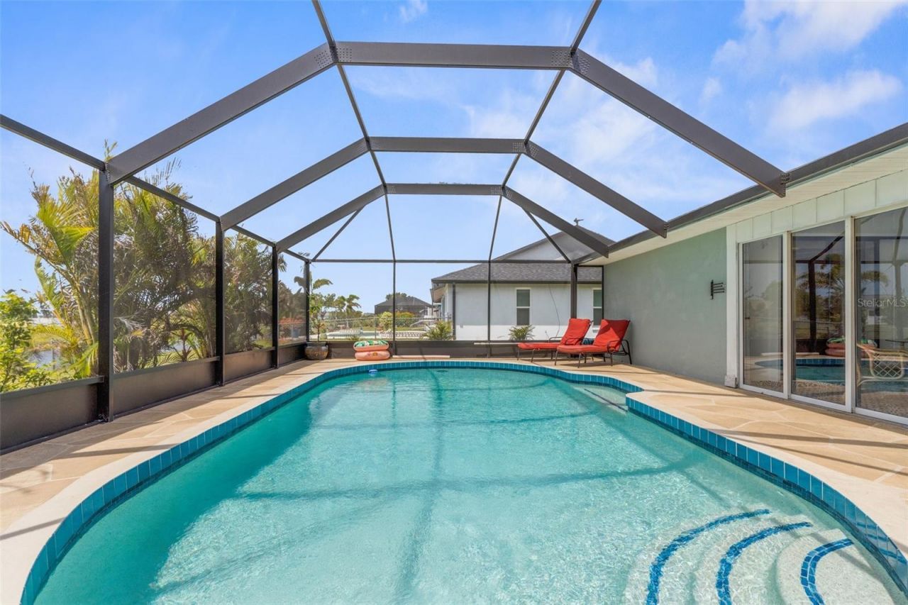 254 Mark Twain Lane , Rotonda West, FL 33947 Photo