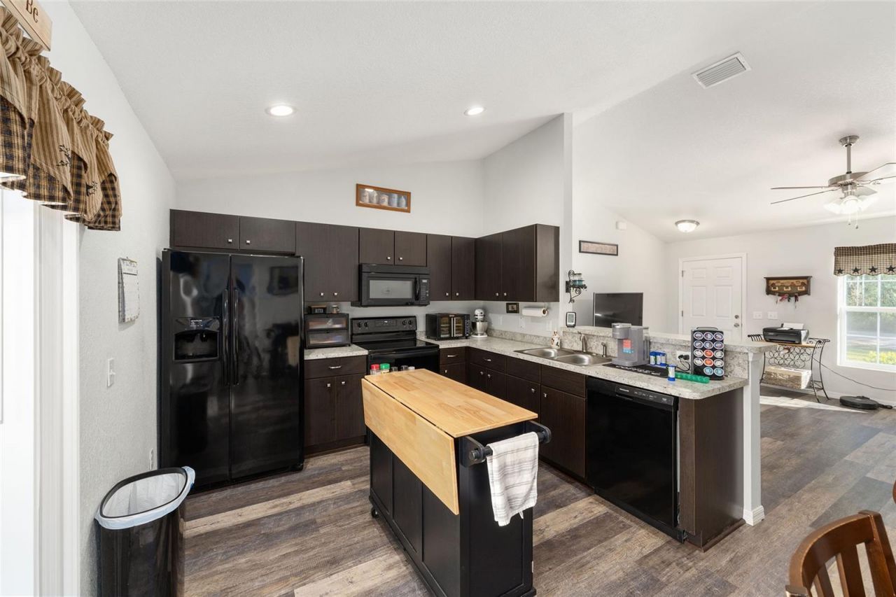 13390 SE 105th Terrace , Ocklawaha, FL 32179 Photo