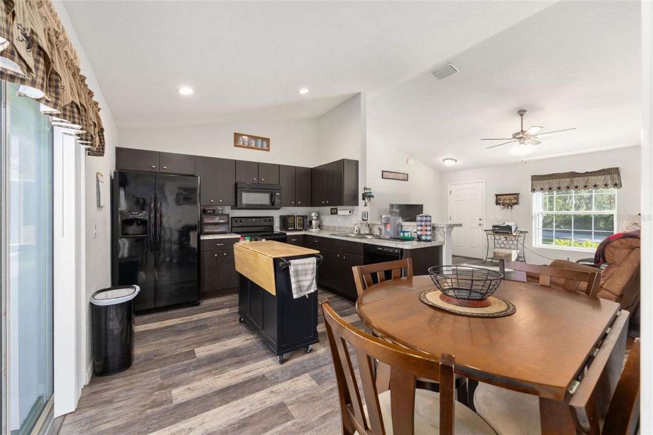 13390 SE 105th Terrace , Ocklawaha, FL 32179 Photo