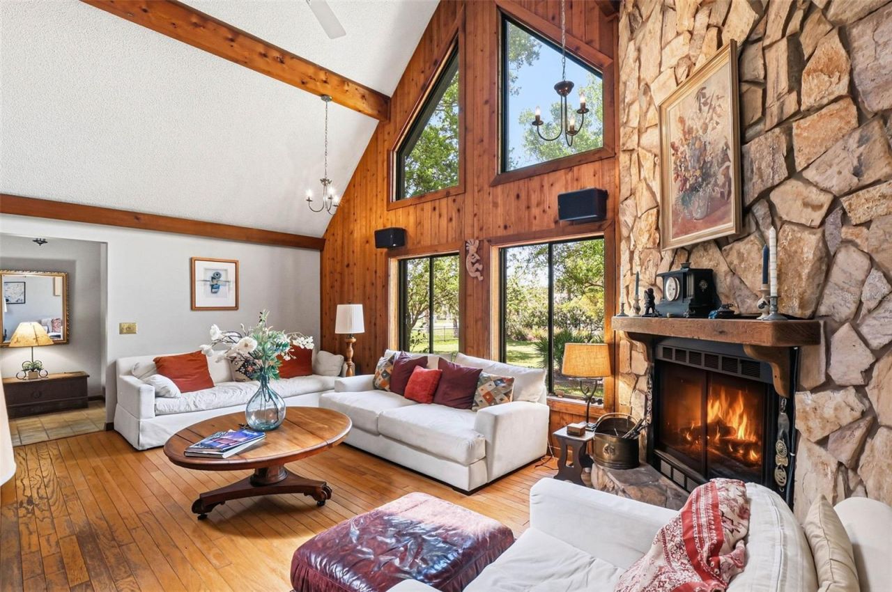 12526 Twin Branch Acres Road, Tampa, FL 33626 Photo