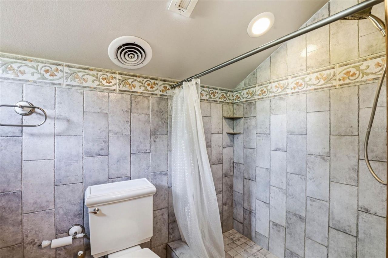 12526 Twin Branch Acres Road, Tampa, FL 33626 Photo