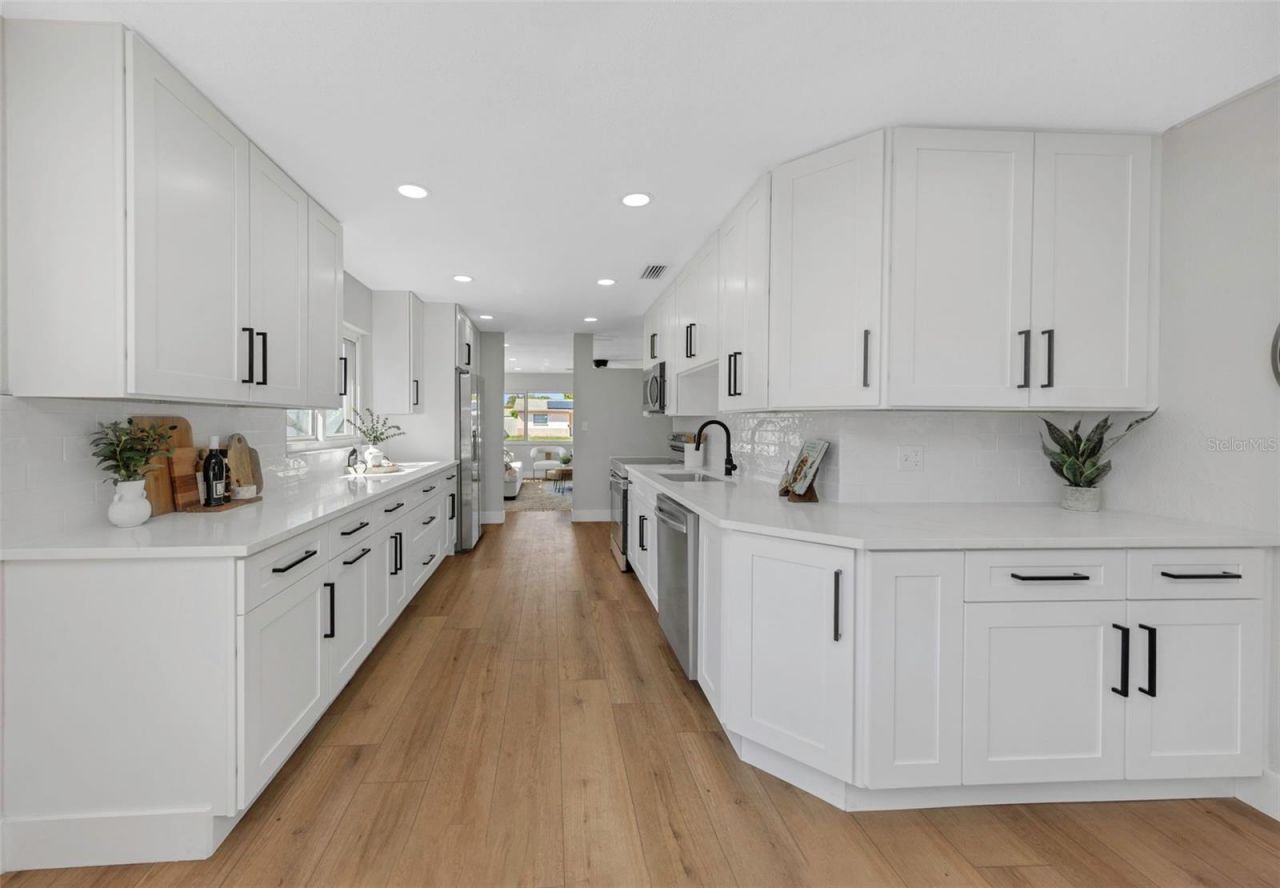 5744 17th Avenue N, Saint Petersburg, FL 33710 Photo