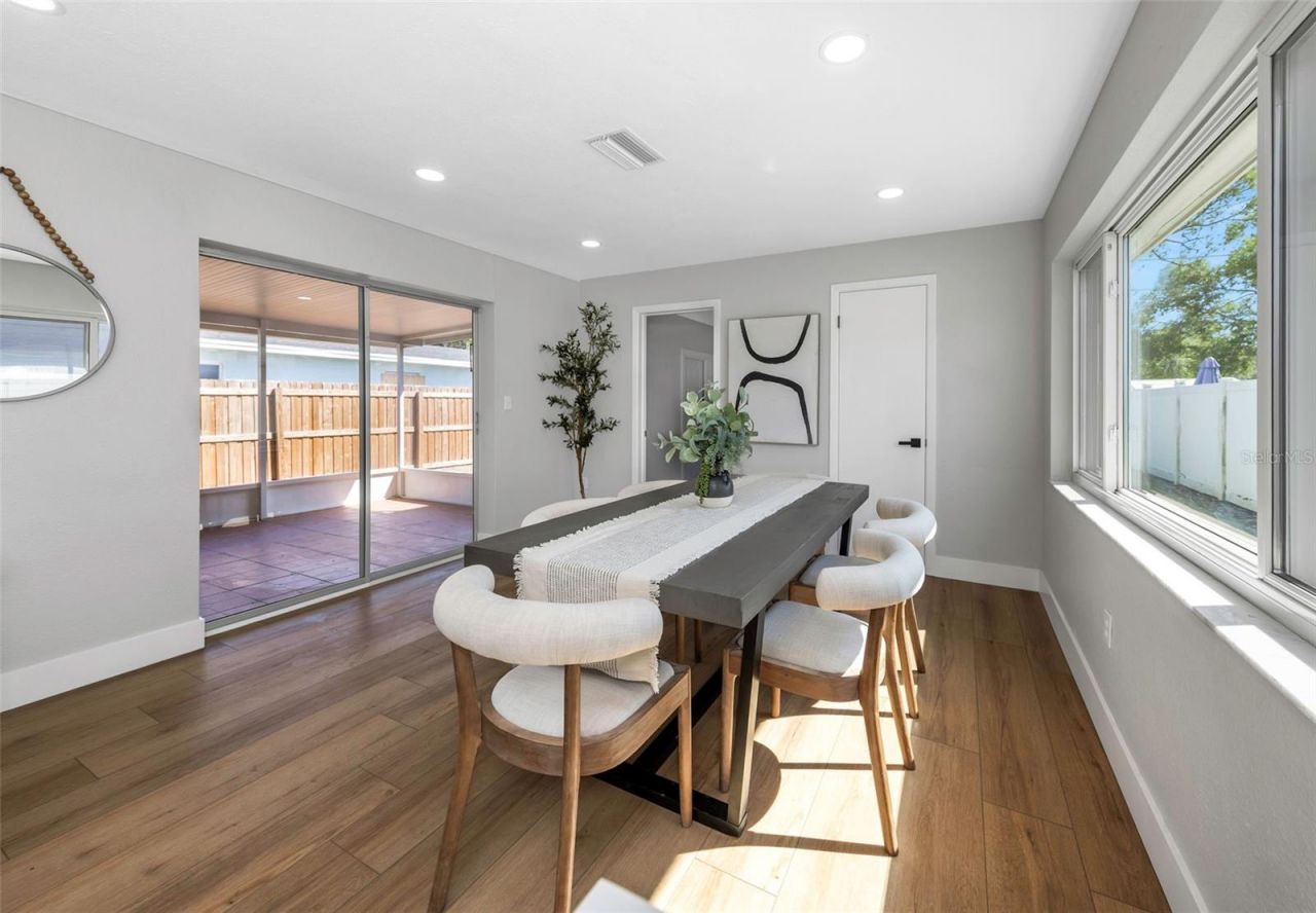 5744 17th Avenue N, Saint Petersburg, FL 33710 Photo