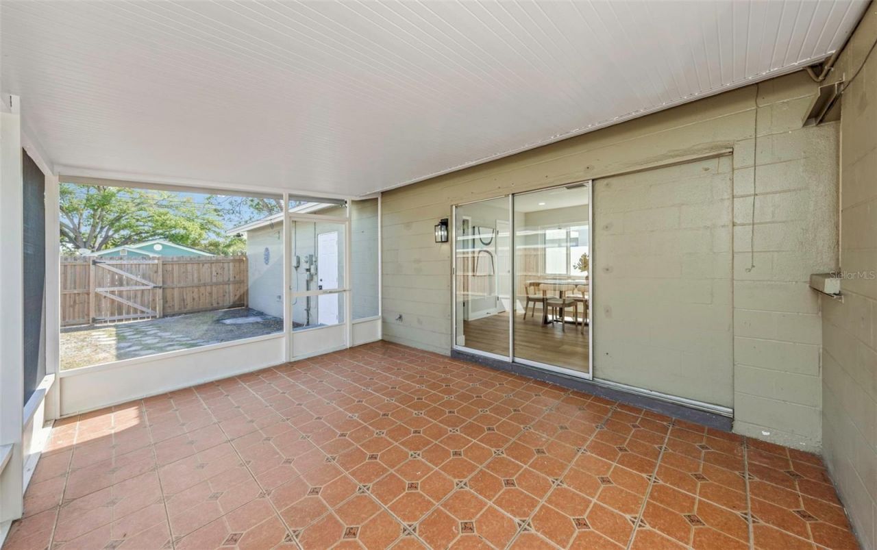 5744 17th Avenue N, Saint Petersburg, FL 33710 Photo