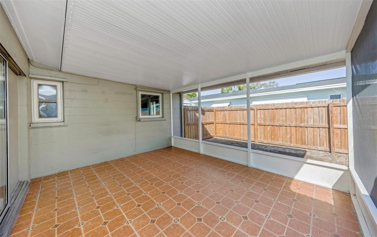 5744 17th Avenue N, Saint Petersburg, FL 33710 Photo