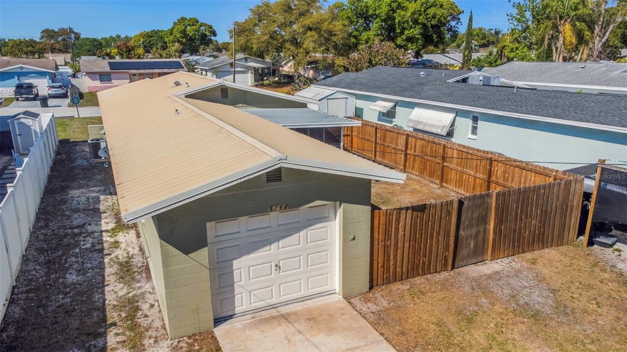 5744 17th Avenue N, Saint Petersburg, FL 33710 Photo