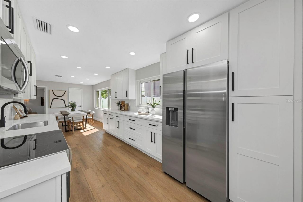 5744 17th Avenue N, Saint Petersburg, FL 33710 Photo