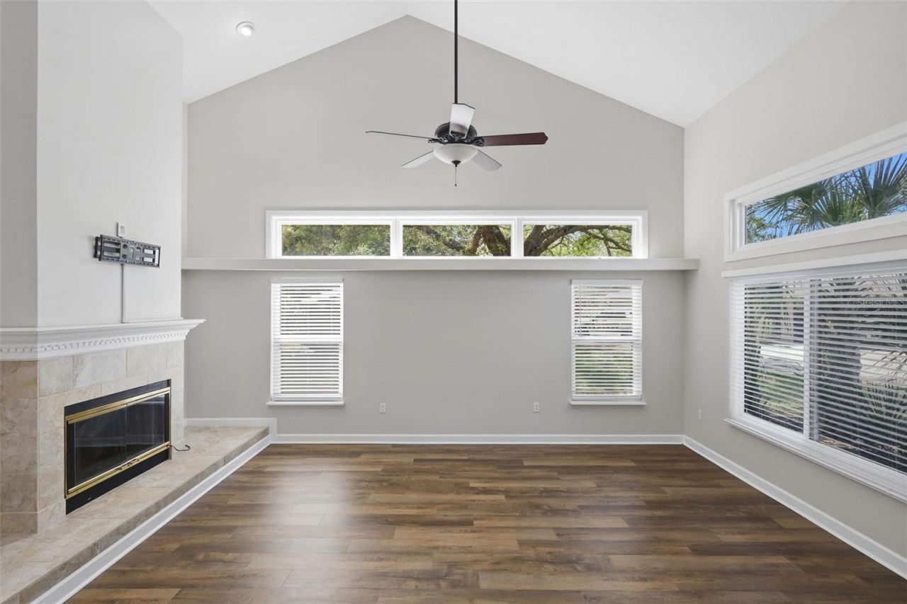 69 Spring Lake Drive , Debary, FL 32713 Photo