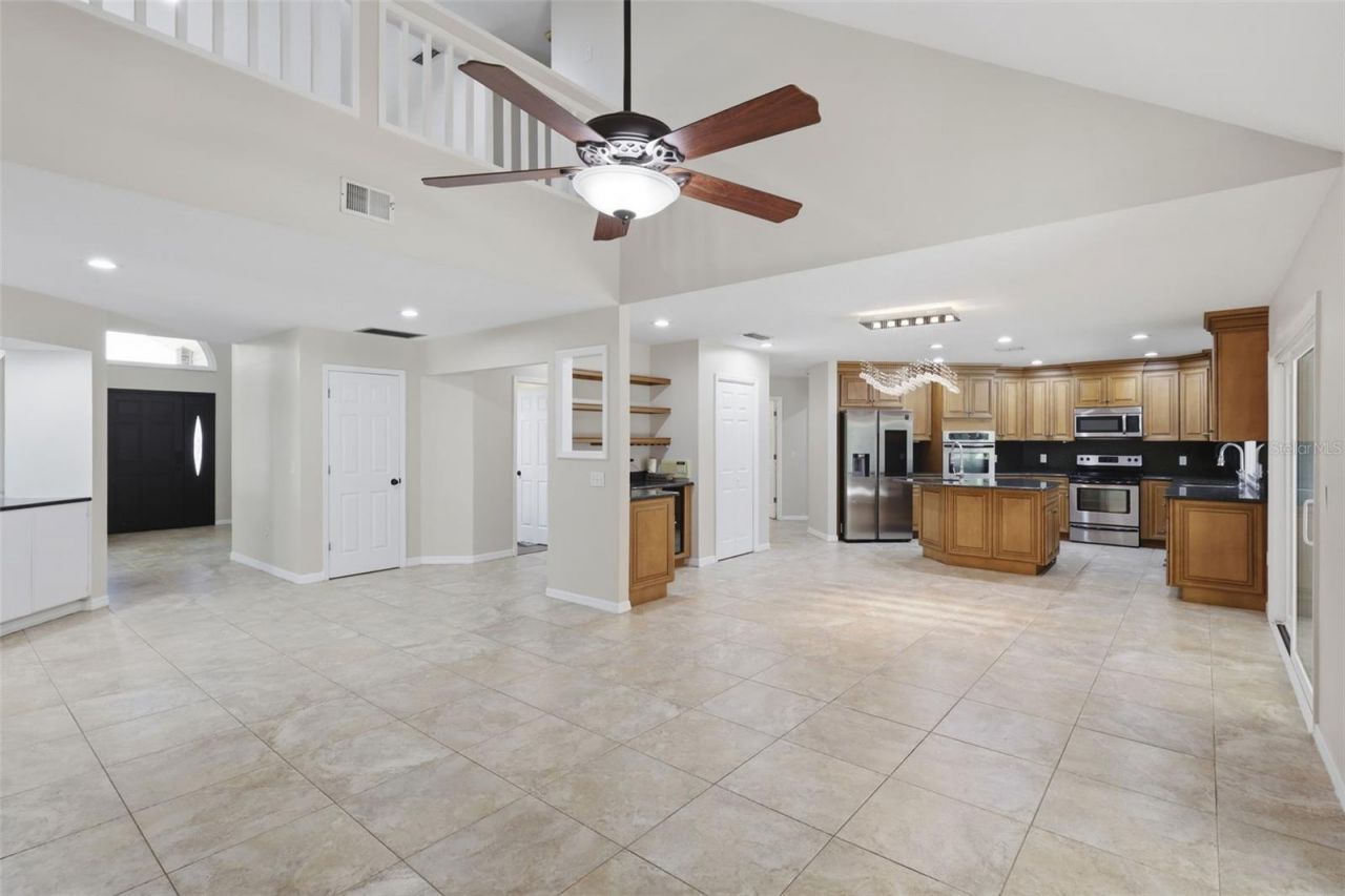 69 Spring Lake Drive , Debary, FL 32713 Photo