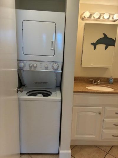 689 NE 6th Court, Unit 404, Boynton Beach, FL 33435 Photo