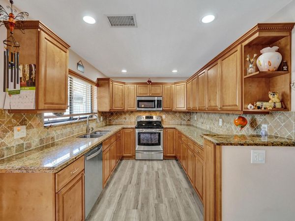 9355 NW 18th Drive, Plantation, FL 33322