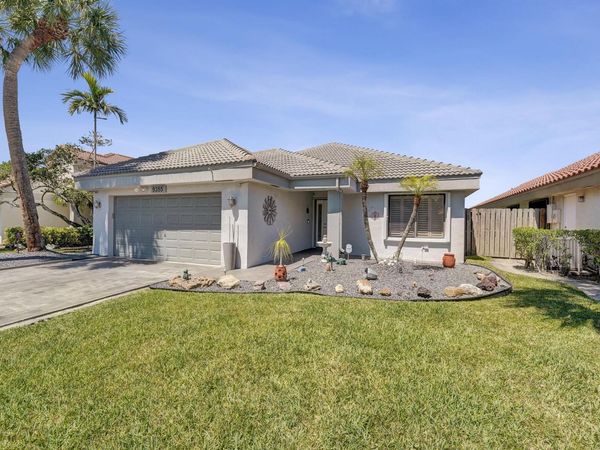 9355 NW 18th Drive, Plantation, FL 33322