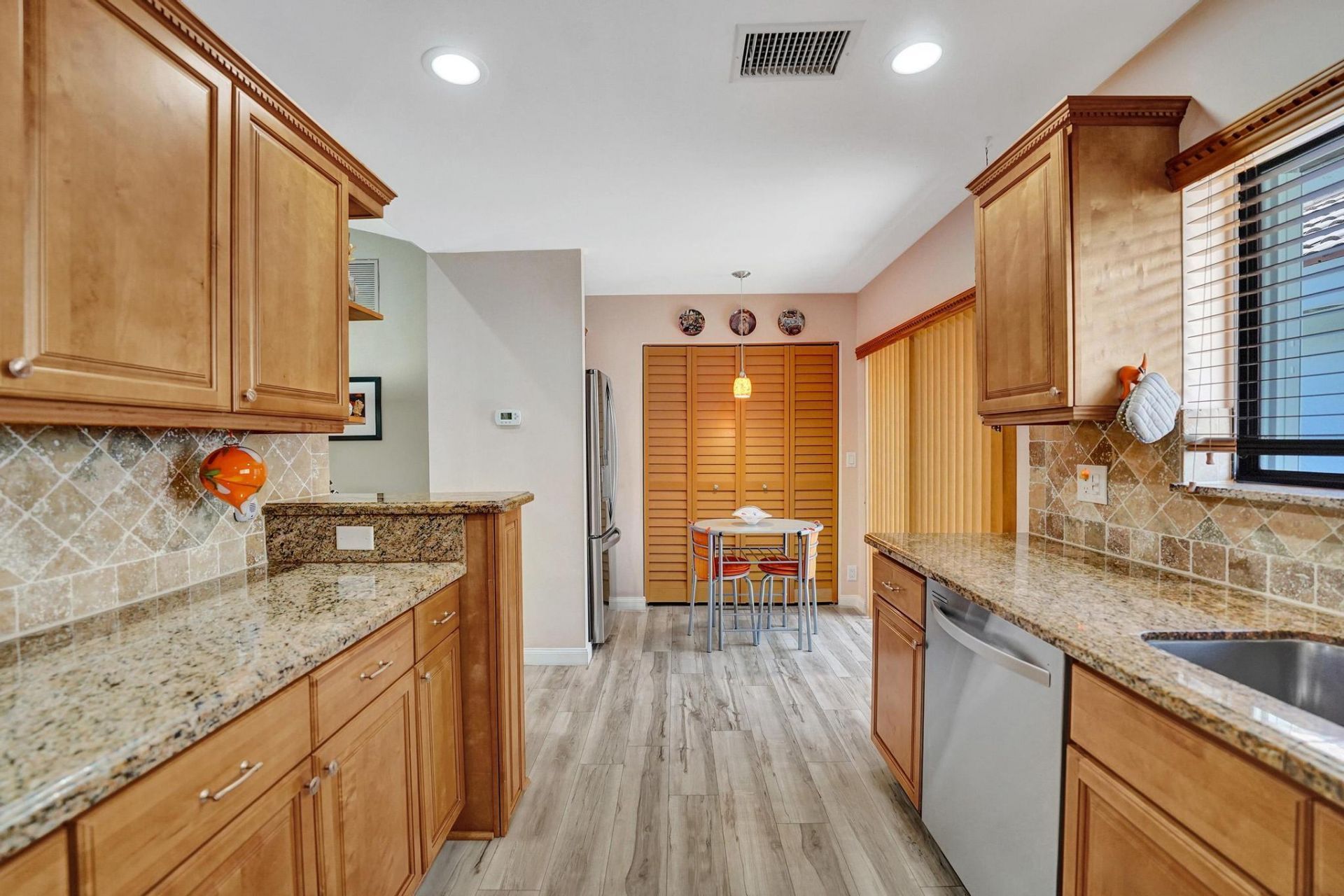 9355 NW 18th Drive, Plantation, FL 33322 Photo