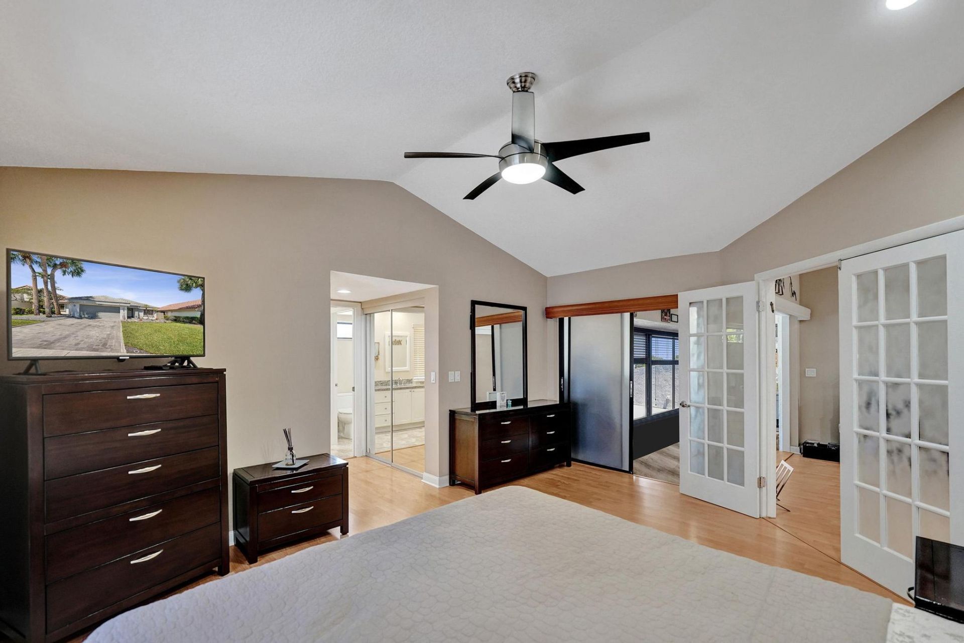 9355 NW 18th Drive, Plantation, FL 33322 Photo