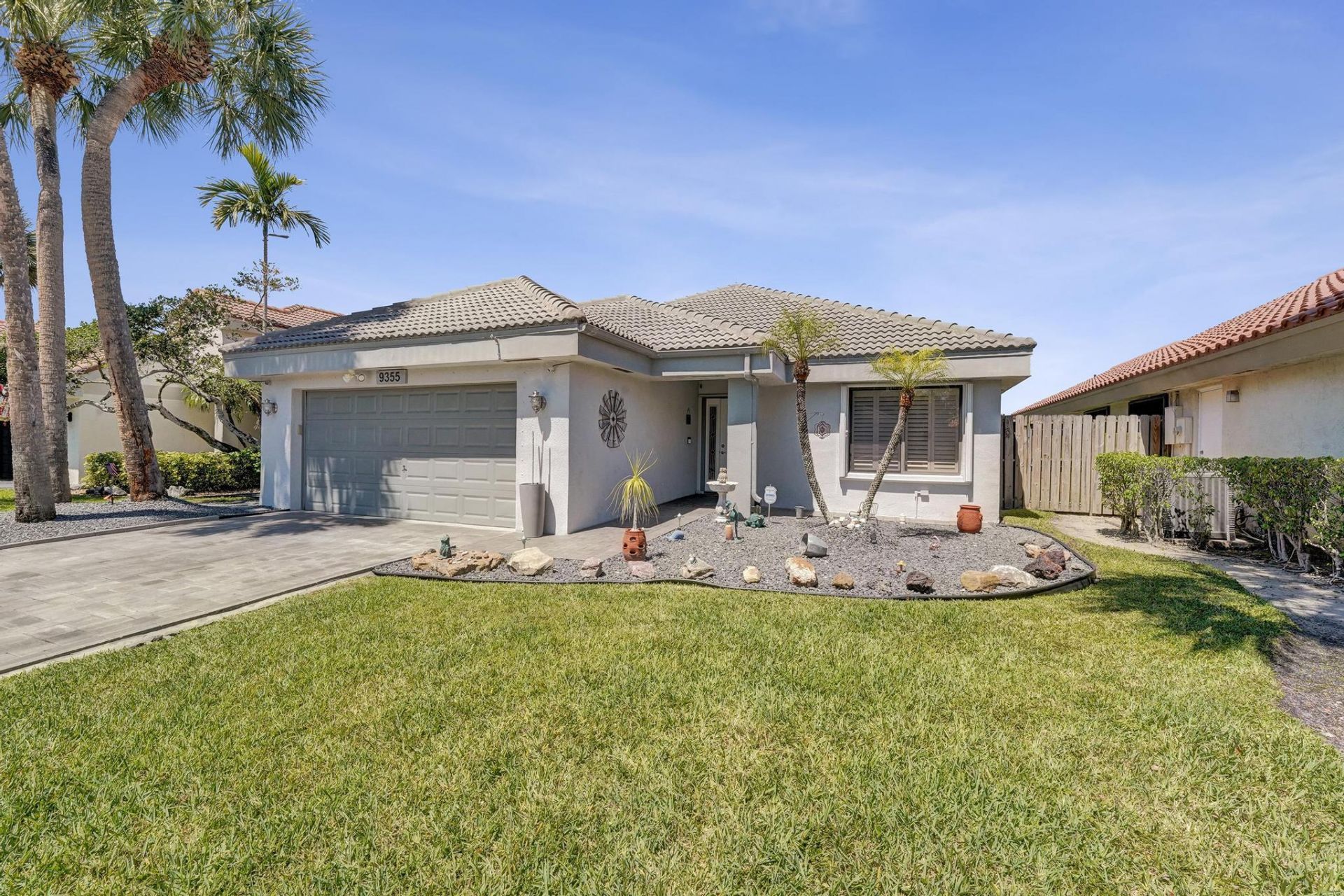 9355 NW 18th Drive, Plantation, FL 33322 Photo