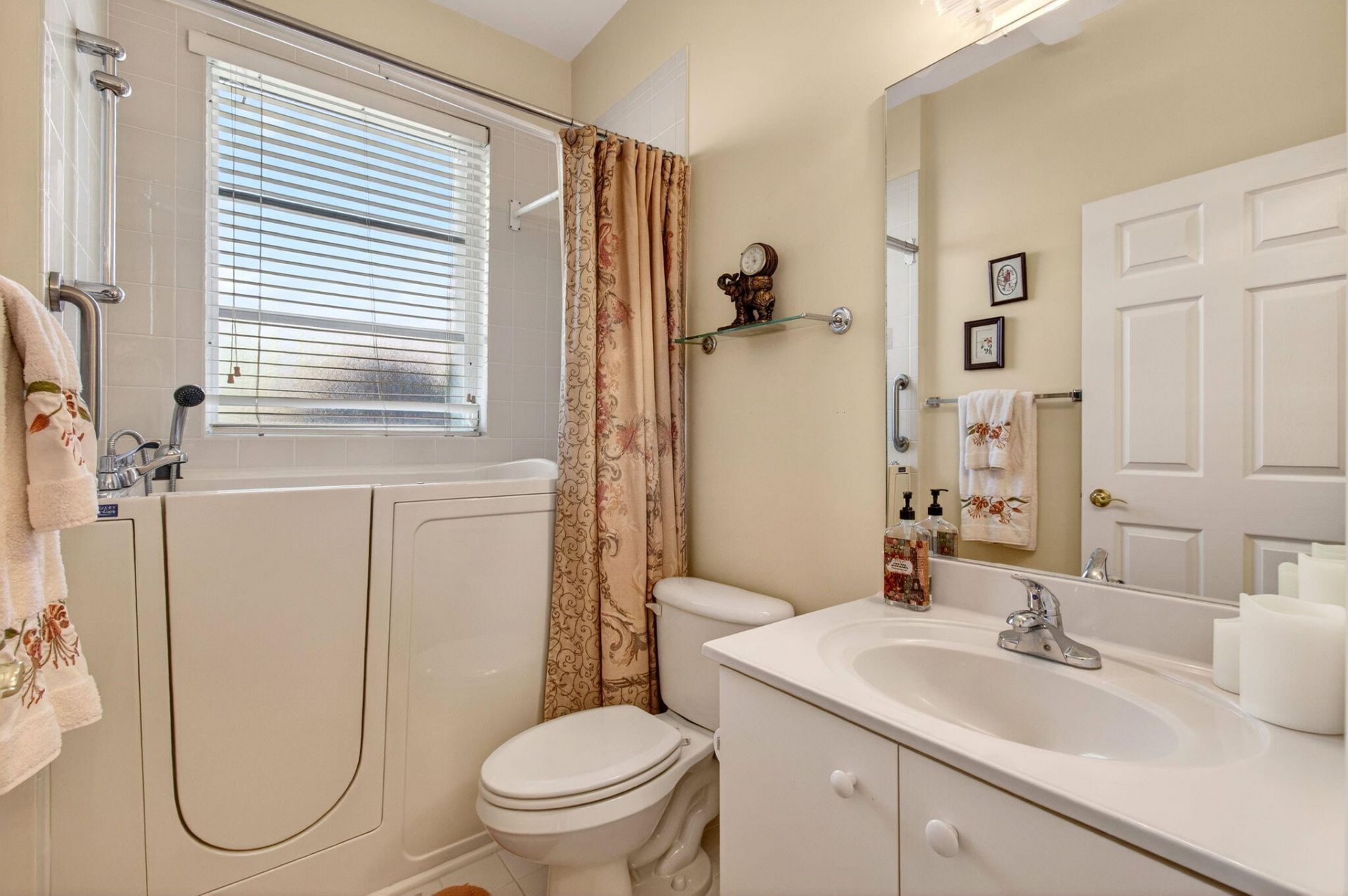 10732 Royal Caribbean Circle, Boynton Beach, FL 33437 Photo