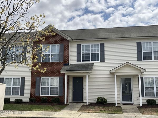 4243 Dudleys Grant Drive, Unit E, Winterville, NC 28590