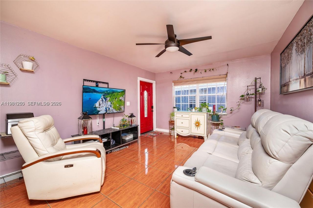 2610 NW 33rd St , Miami, FL 33142 Photo