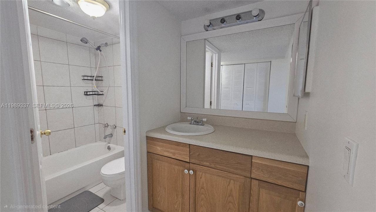 9480 Tangerine Pl , Unit 101, Davie, FL 33324 Photo