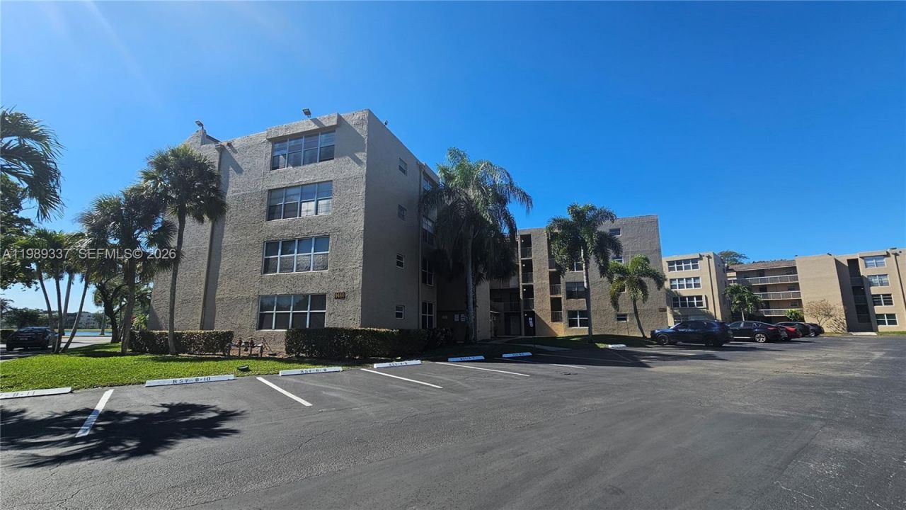 9480 Tangerine Pl , Unit 101, Davie, FL 33324 Photo