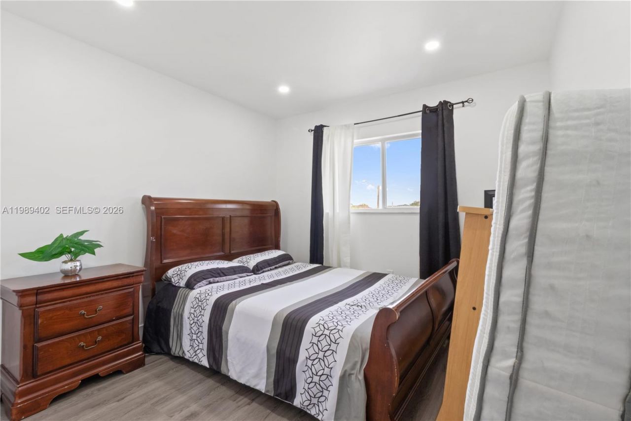 14052 SW 167th Ter , Miami, FL 33177 Photo