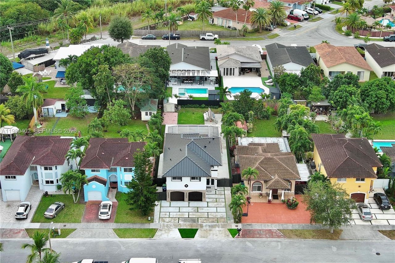 14052 SW 167th Ter , Miami, FL 33177 Photo