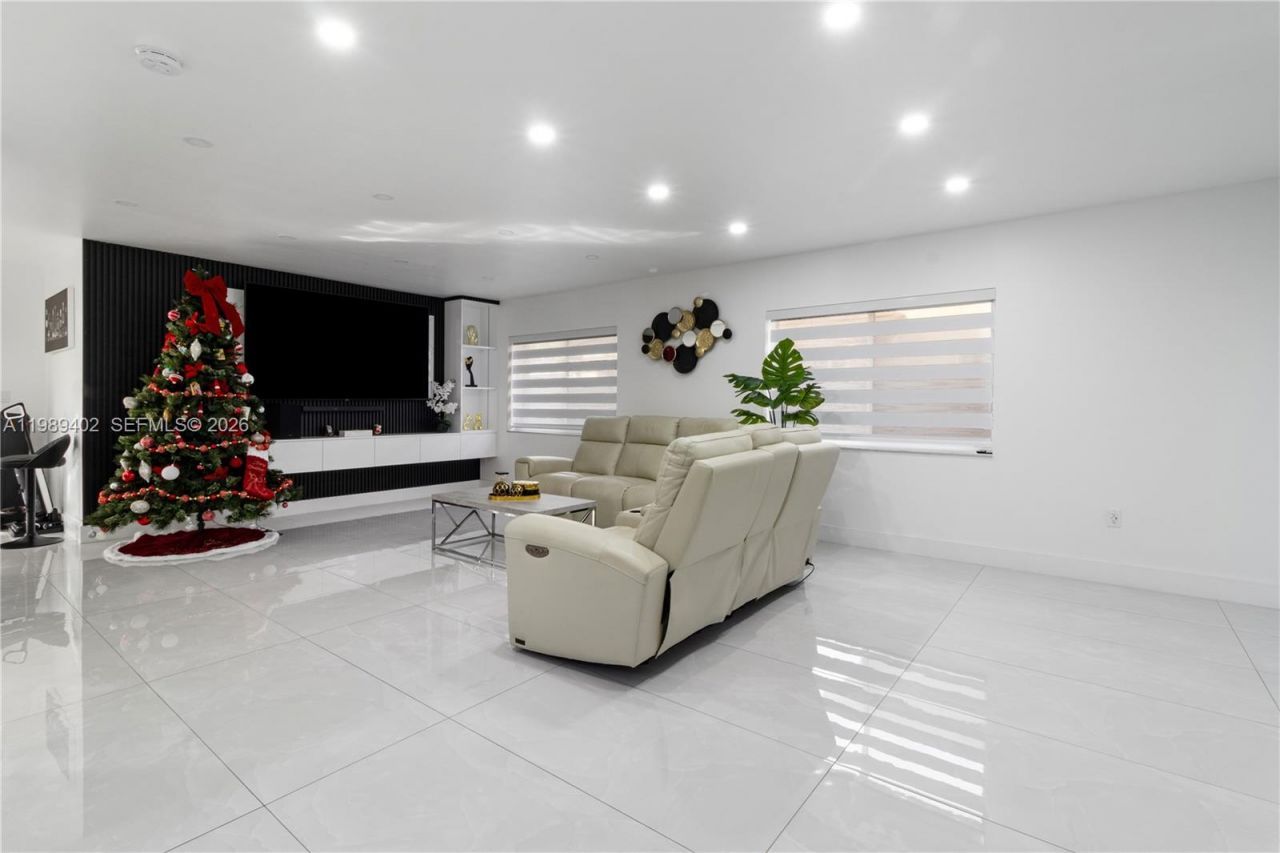 14052 SW 167th Ter , Miami, FL 33177 Photo