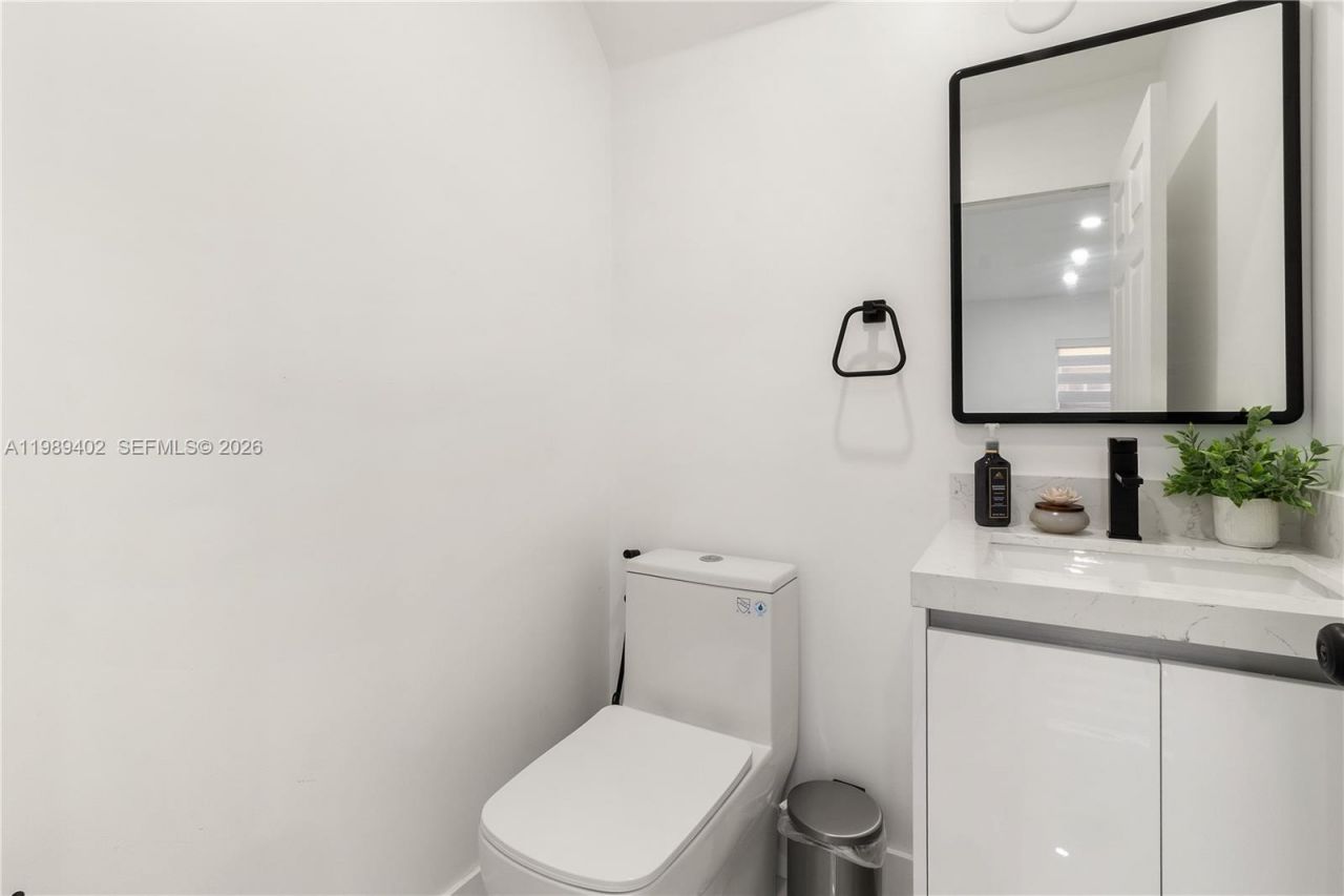 14052 SW 167th Ter , Miami, FL 33177 Photo