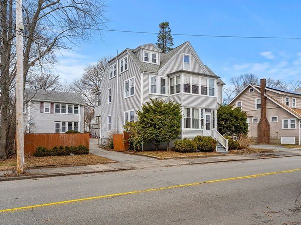 74-76 Myrtle St, Lynn, MA 01905