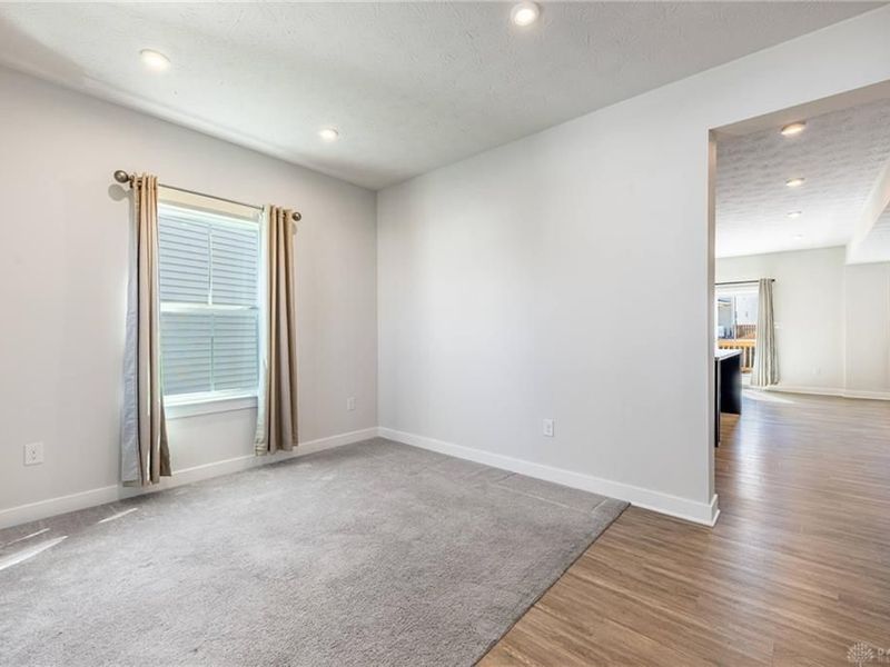 1040 Baywood Drive, Fairborn, OH 45324 Photo 3