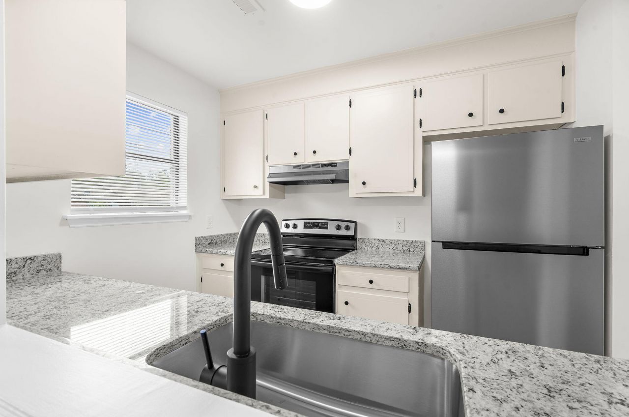 127 Cedar Grove Drive Photo 10