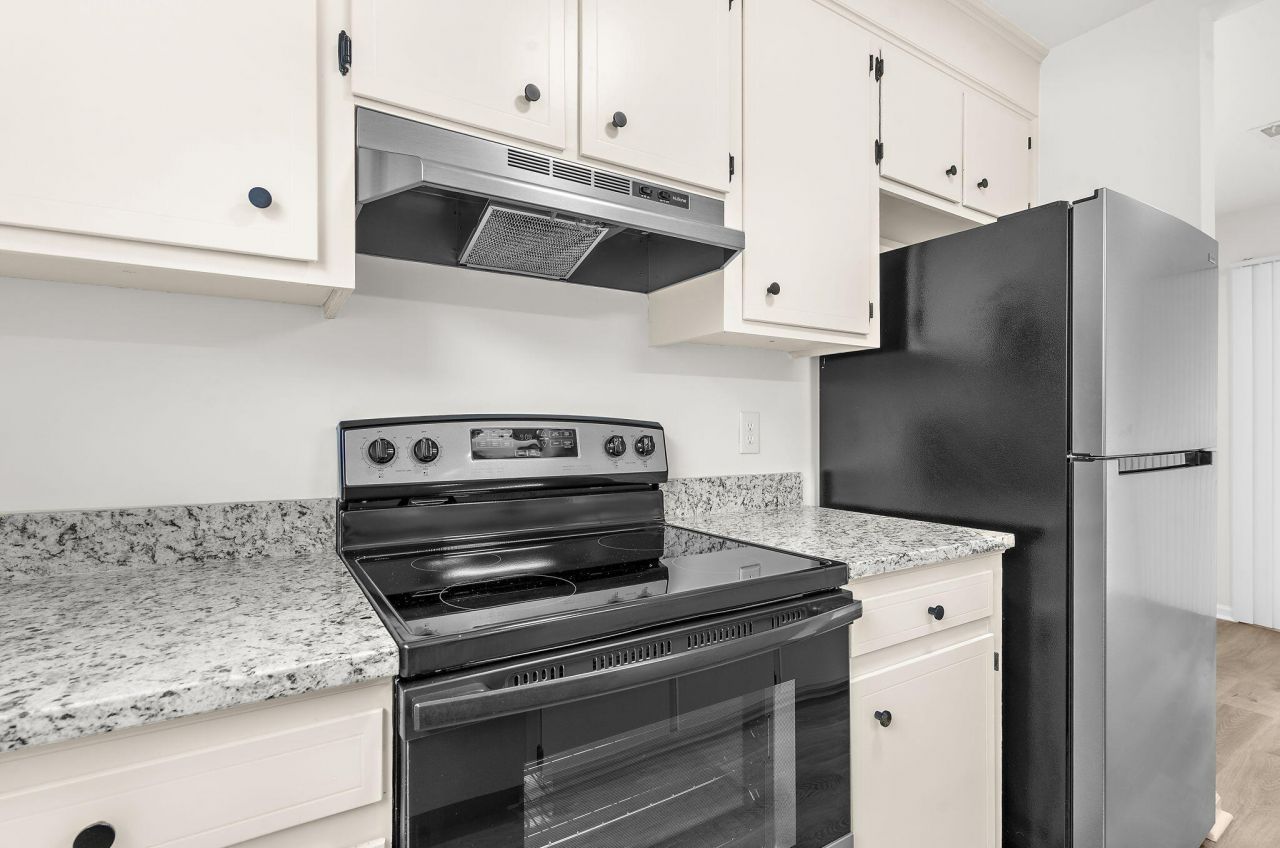 127 Cedar Grove Drive Photo 13