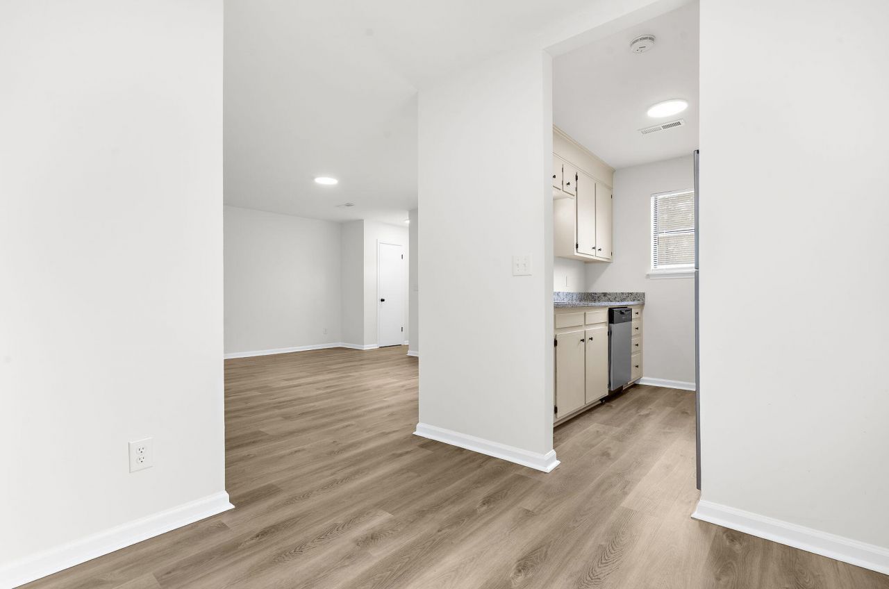 127 Cedar Grove Drive Photo 15