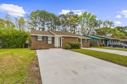 127 Cedar Grove Drive photo 4