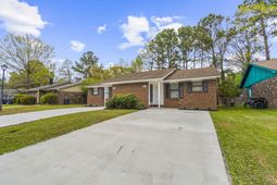 127 Cedar Grove Drive photo 4