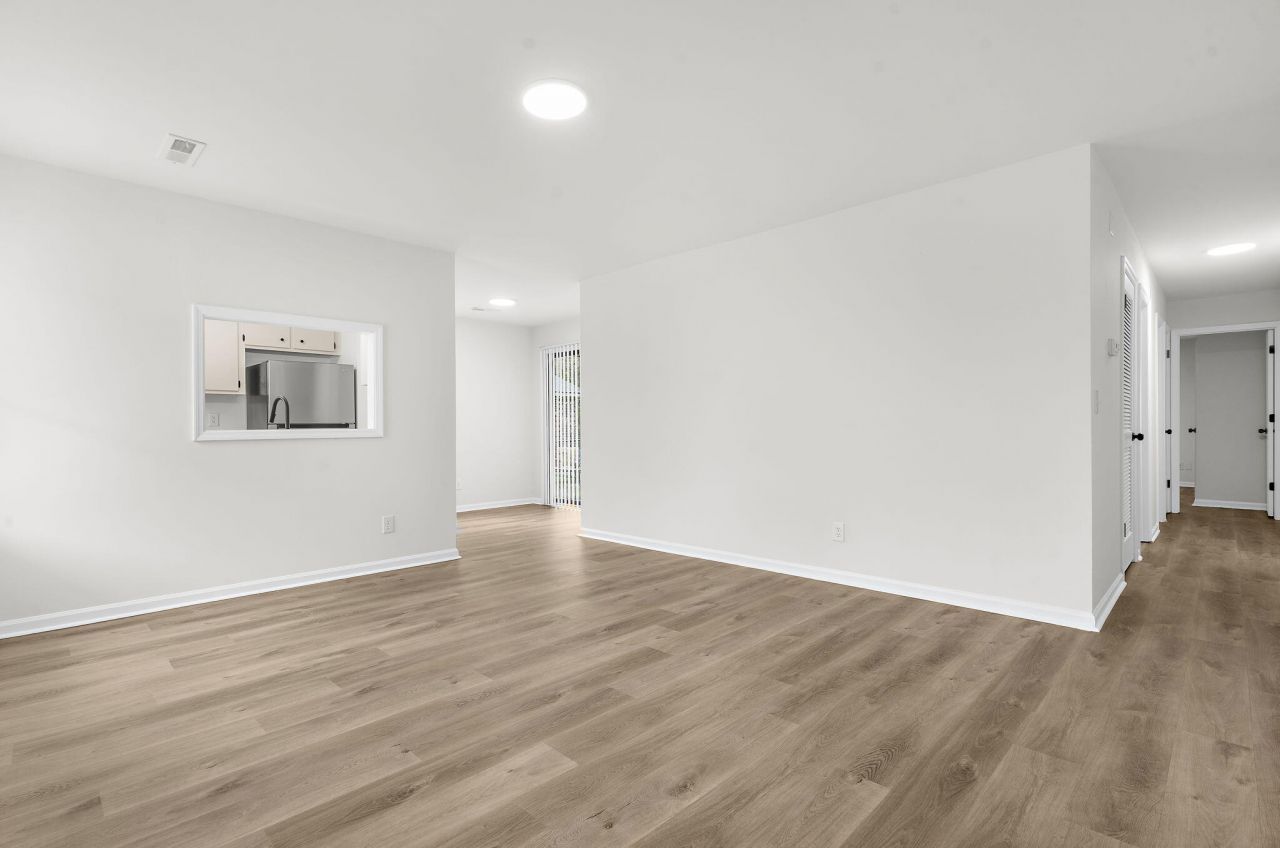 127 Cedar Grove Drive Photo 6