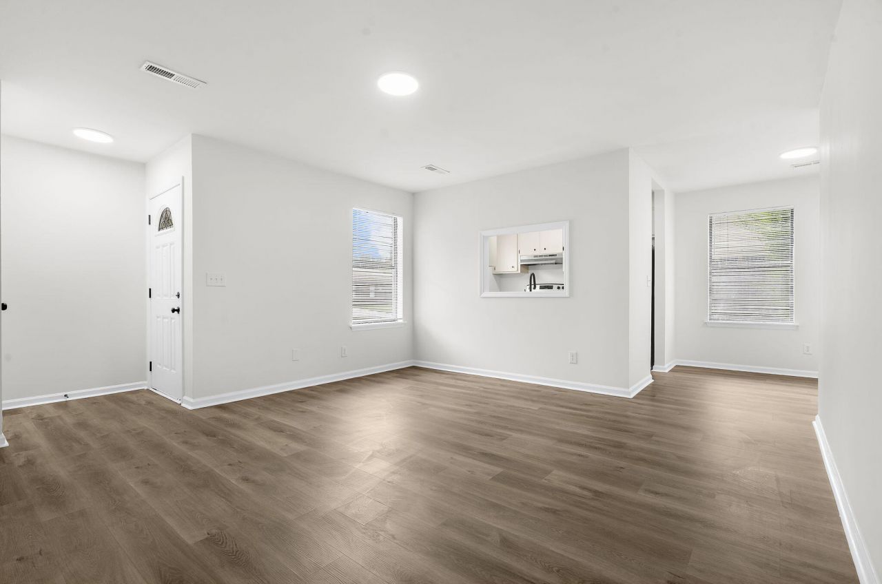 127 Cedar Grove Drive Photo 8