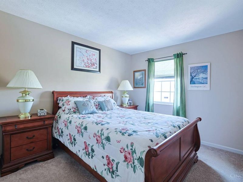 7519 Kingsgate Way, West Chester, OH 45069 Photo 14