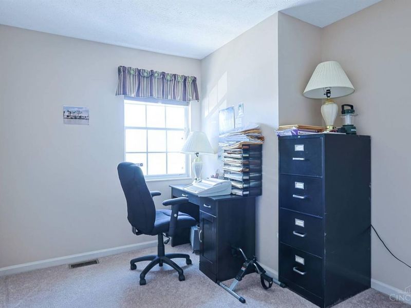 7519 Kingsgate Way, West Chester, OH 45069 Photo 16