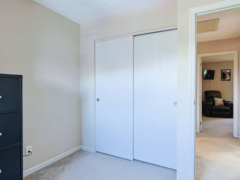 7519 Kingsgate Way, West Chester, OH 45069 Photo 17