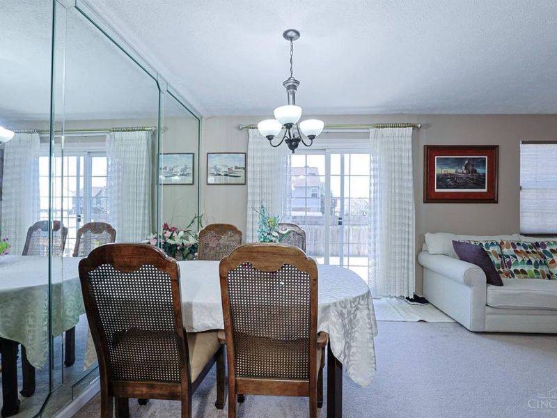 7519 Kingsgate Way, West Chester, OH 45069 Photo 7