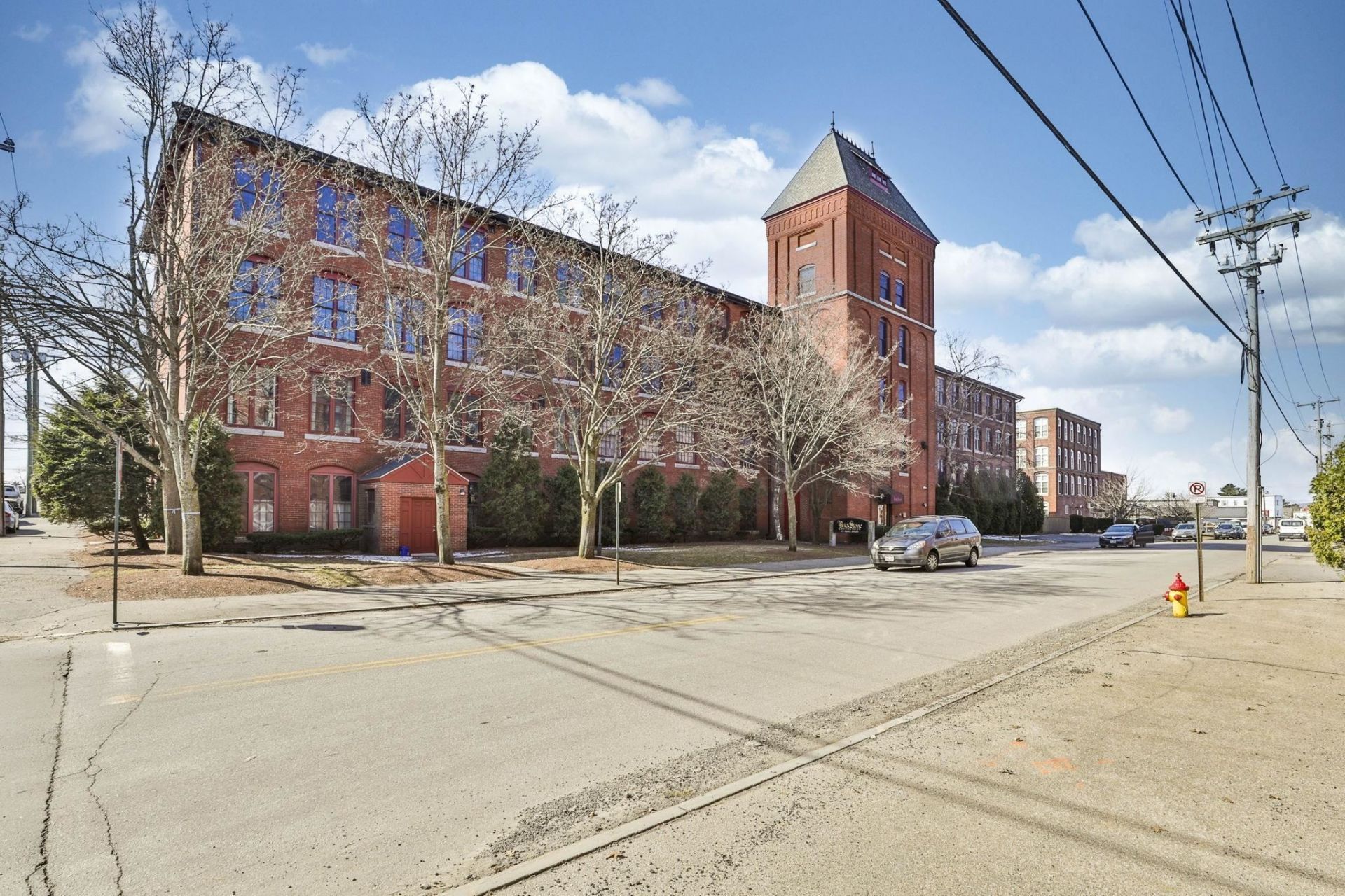 471 Silver Street, Unit 403, Manchester, NH 03103 Main Photo