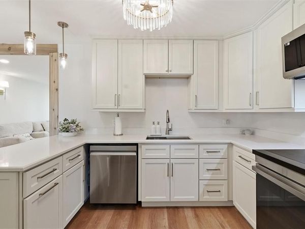 1914 FORDHAM Place, Terrytown, LA 70056