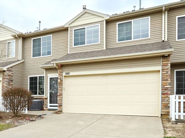 560 85th Street , West Des Moines, IA 50266