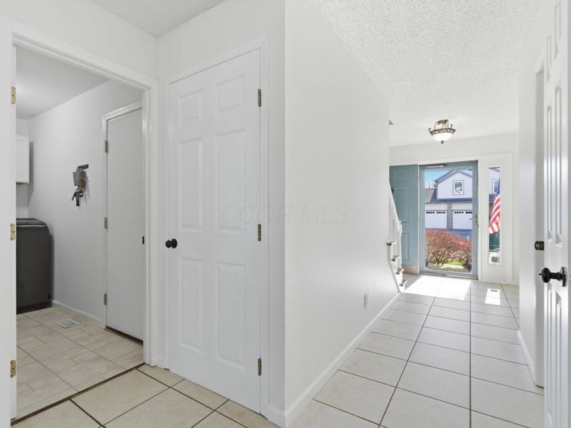 4271 Boulder Creek Drive, Columbus, OH 43230 Photo 12