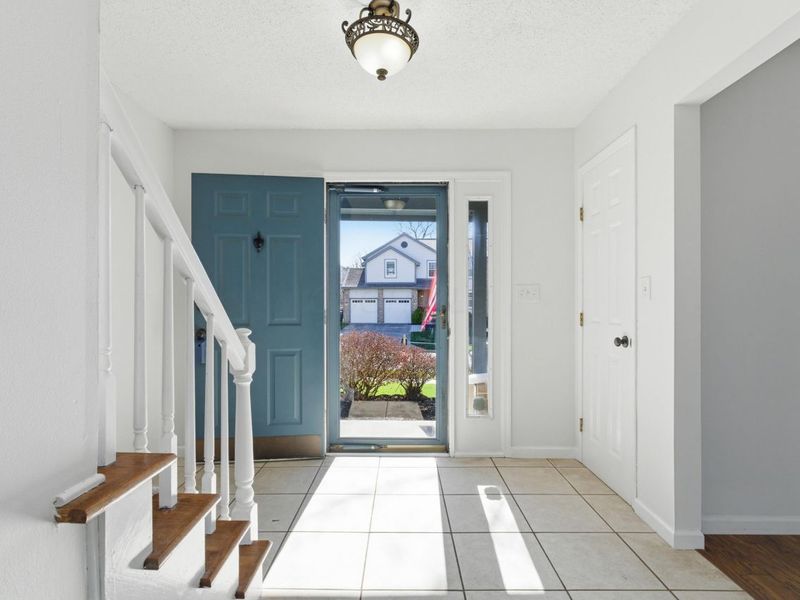 4271 Boulder Creek Drive, Columbus, OH 43230 Photo 5