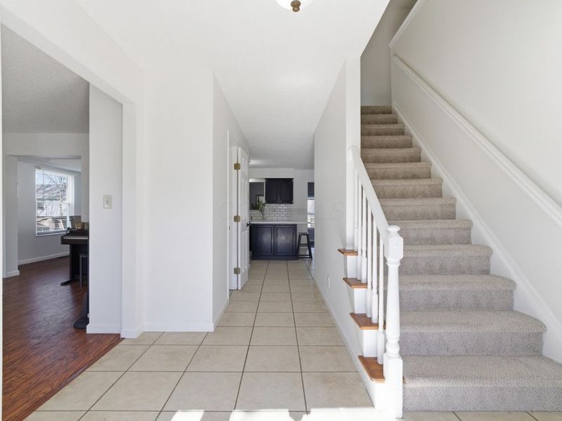 4271 Boulder Creek Drive, Columbus, OH 43230 Photo 6